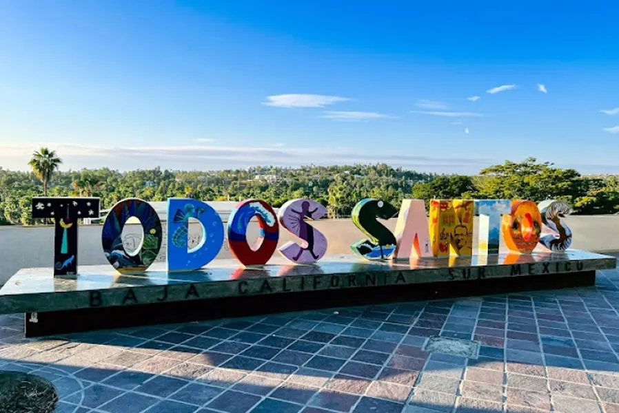 Tour Todos Santos